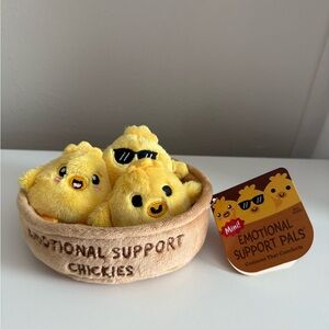 Emotional Support Chickies Plush Set - Yellow